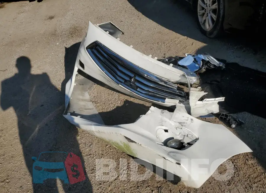 ML32F3FJ8HHF18885 Photo# 12