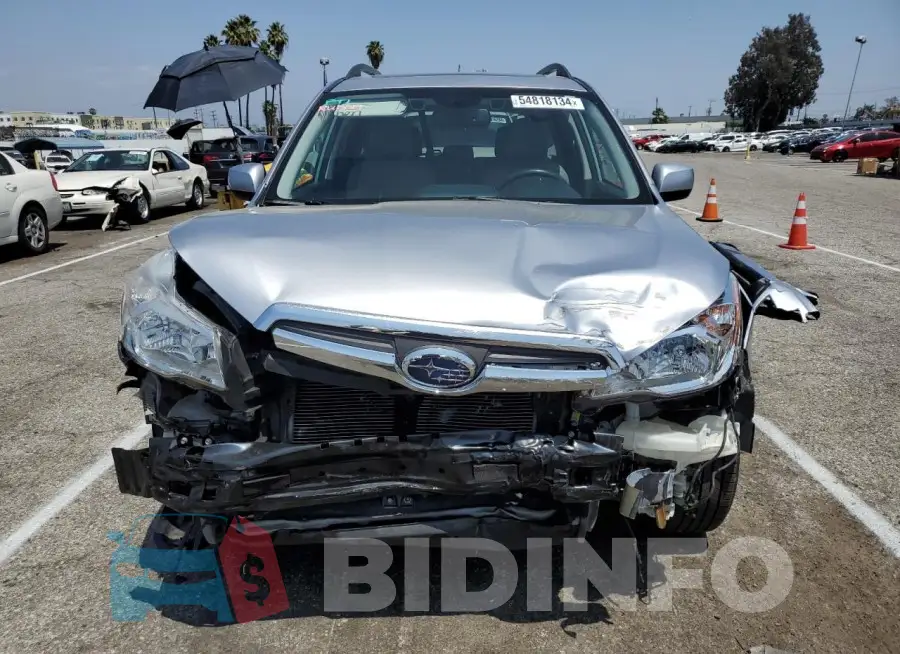 JF2SJARC1FH517411 Photo# 5
