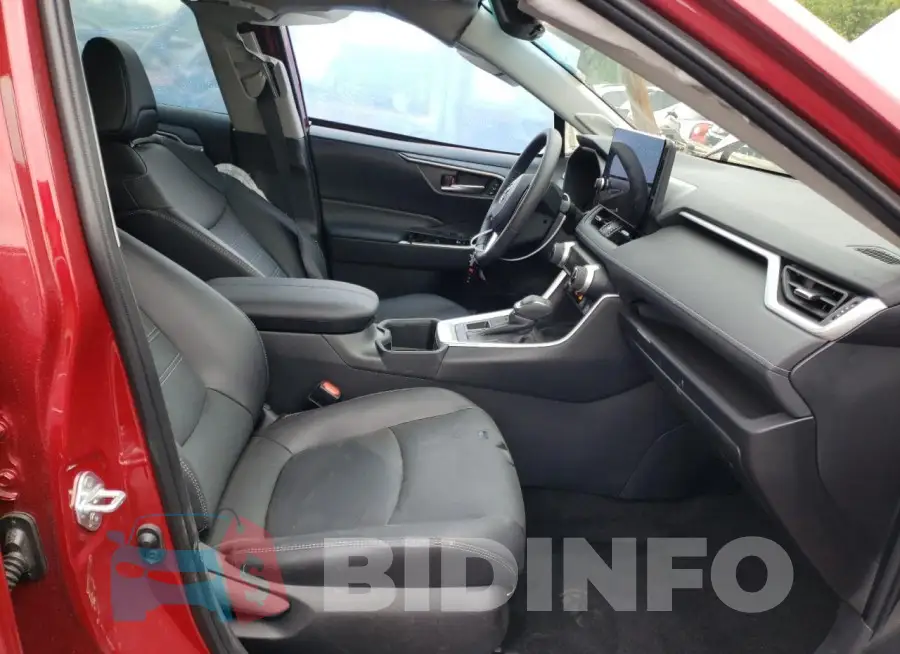 2T3A1RFV6RW409797 Photo# 7