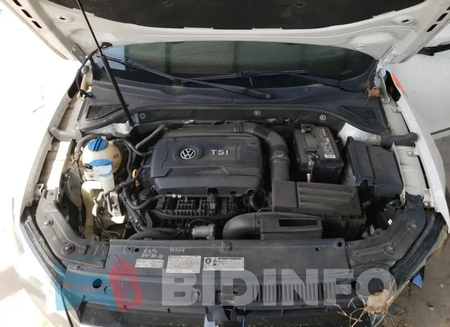1VWBS7A32FC067174 Photo# 11