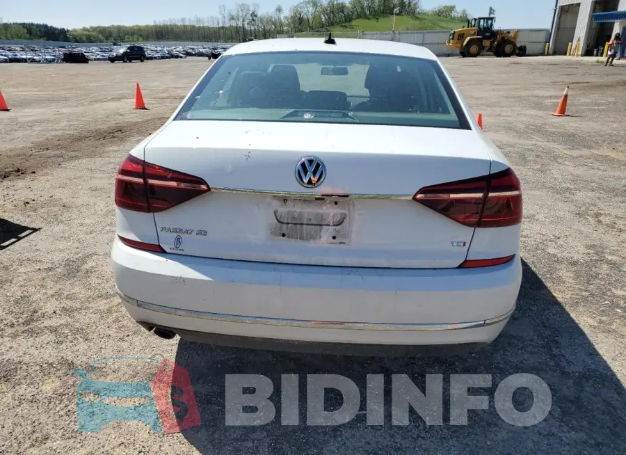 1VWBT7A3XHC010799 Photo# 6