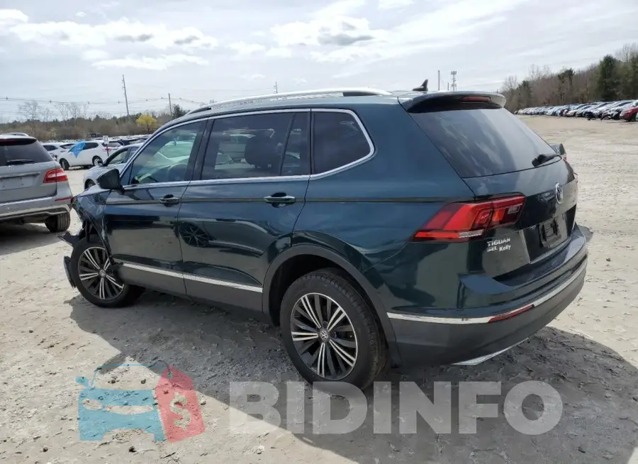 3VV2B7AX1JM181777 Photo# 2