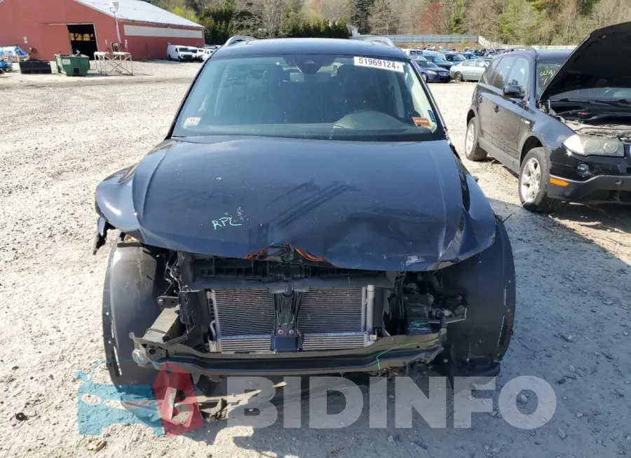 3VV2B7AX1NM093415 Photo# 5