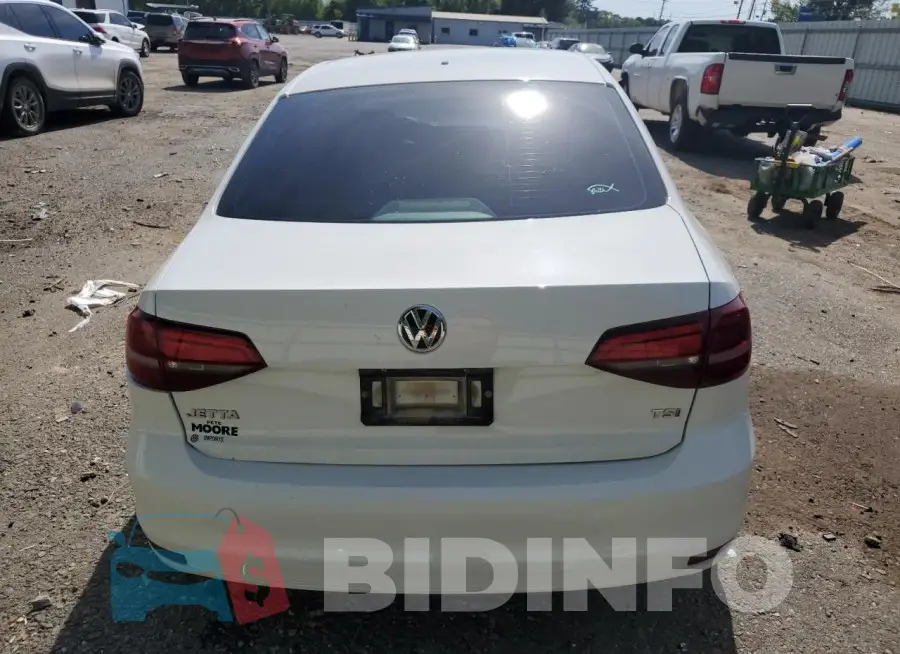3VW2B7AJ1HM332828 Photo# 6