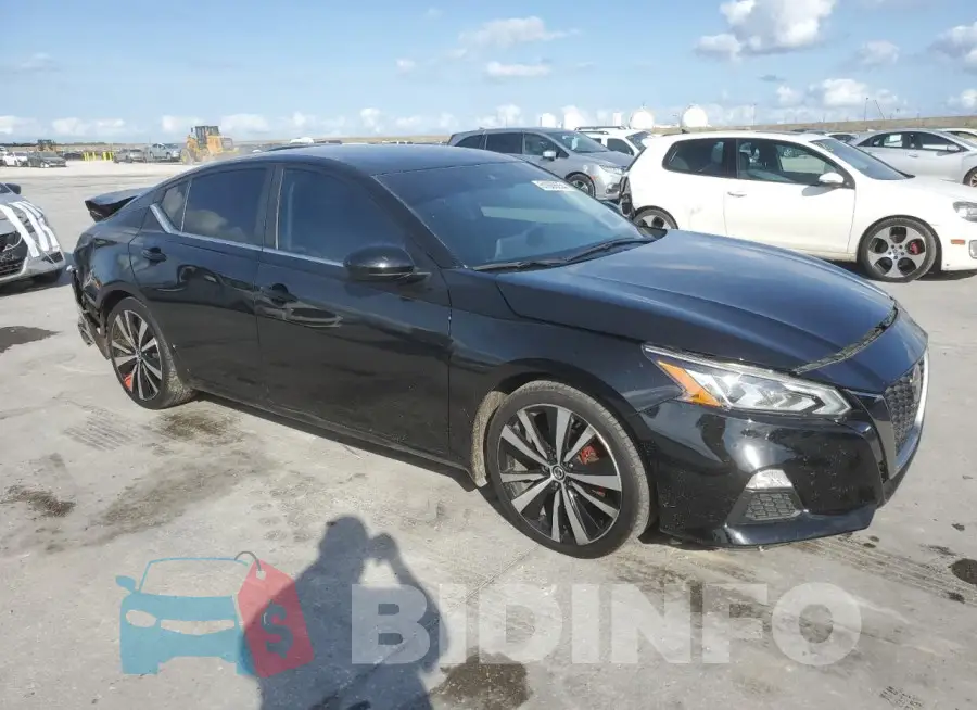 1N4BL4CV6LN321228 Photo# 4