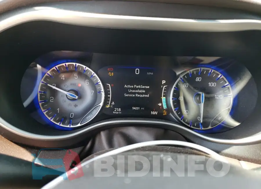 2C4RC1FG9LR120690 Photo# 9