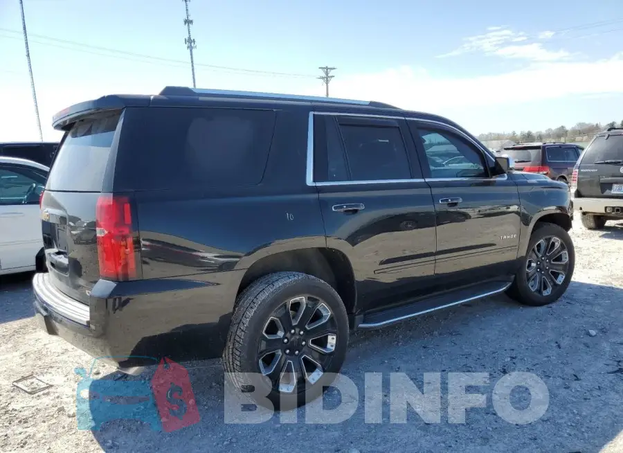 1GNSKCKC6JR102242 Photo# 3