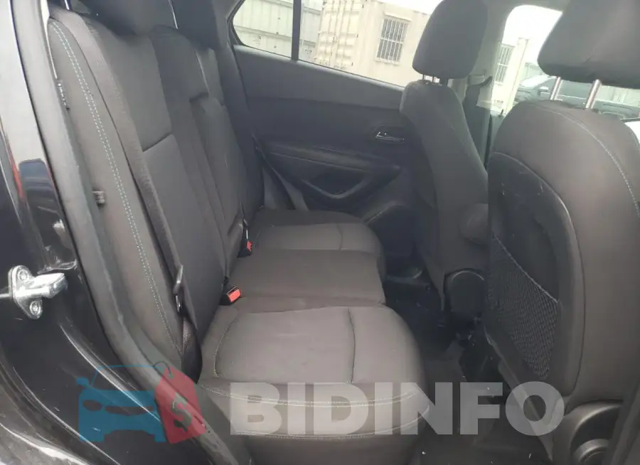 KL7CJLSB1FB141843 Photo# 11