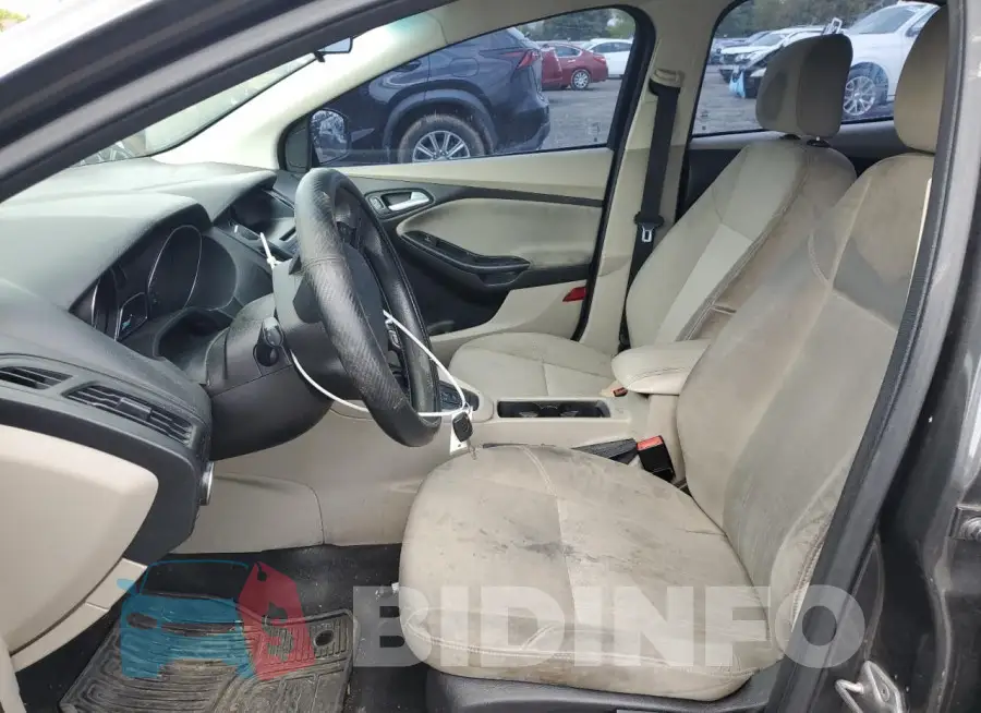 1FADP3F2XGL241442 Photo# 7