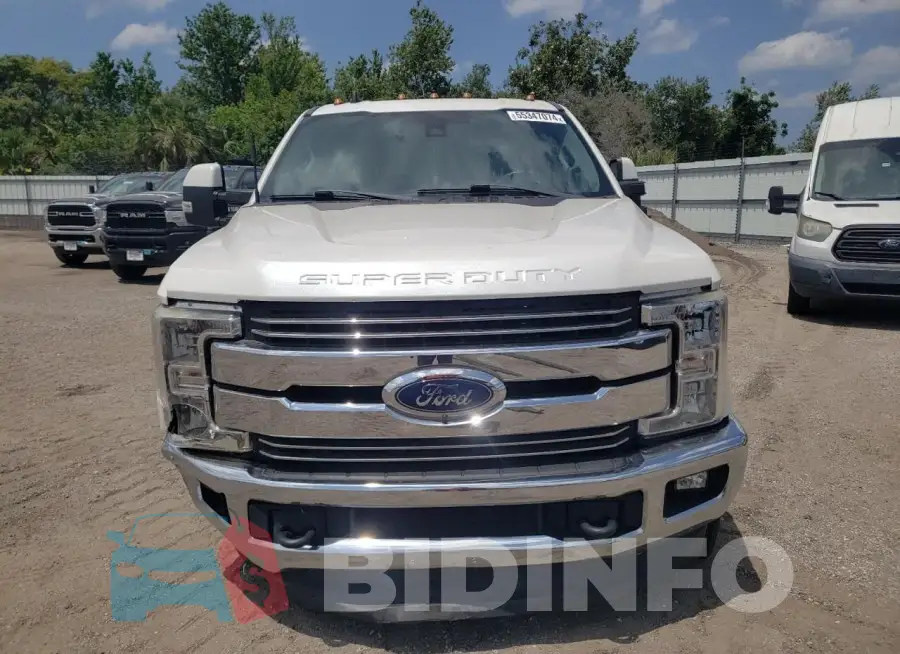 1FT8W3DT1KEC74708 Photo# 5