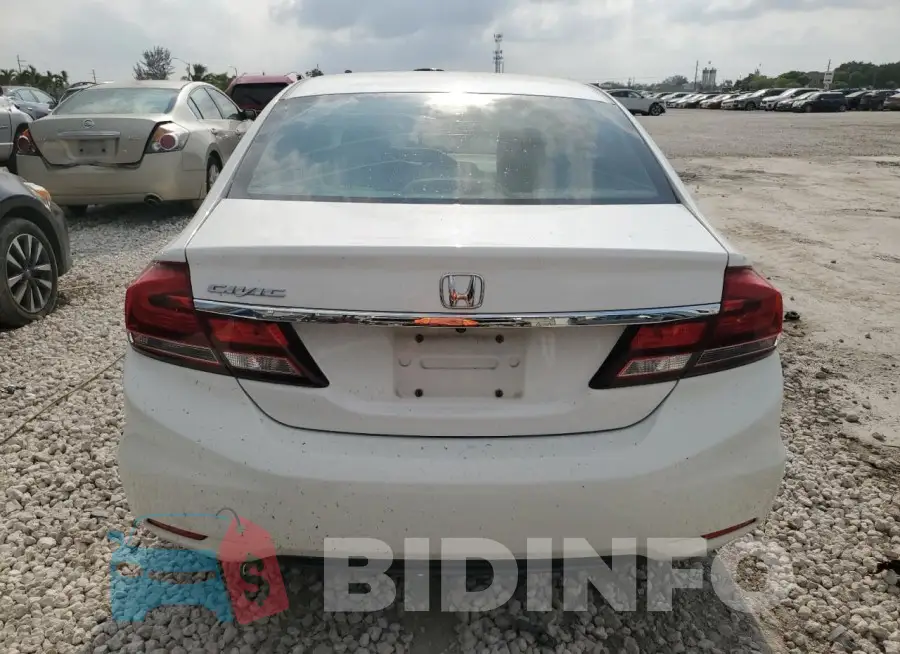 19XFB2F82FE009389 Photo# 6