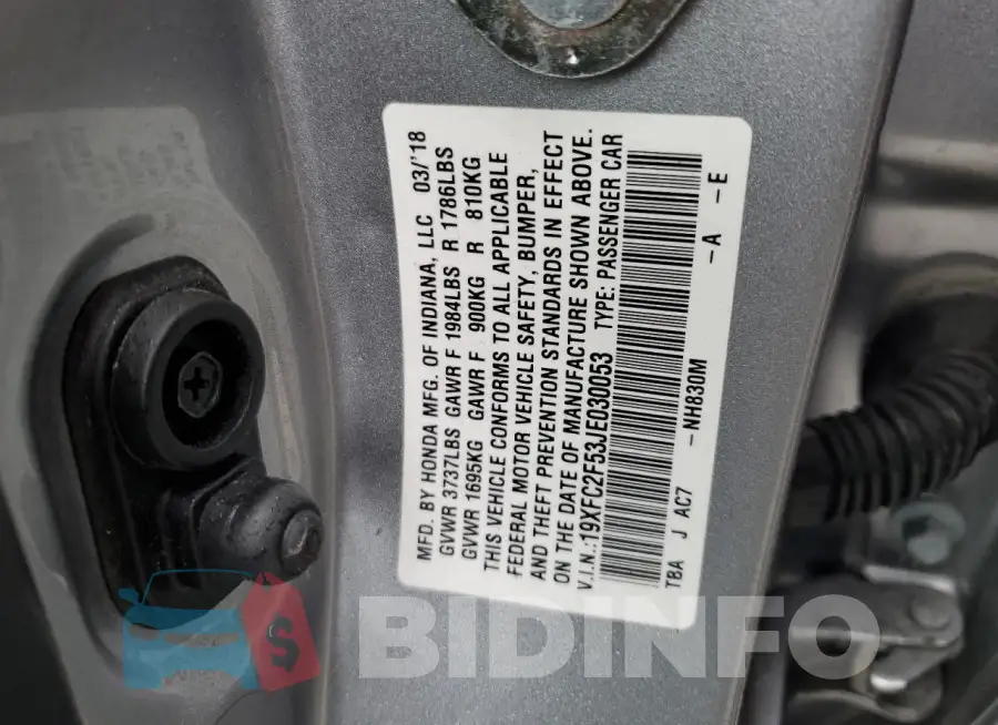 19XFC2F53JE030053 Photo# 12