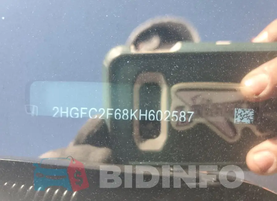 2HGFC2F68KH602587 Photo# 12