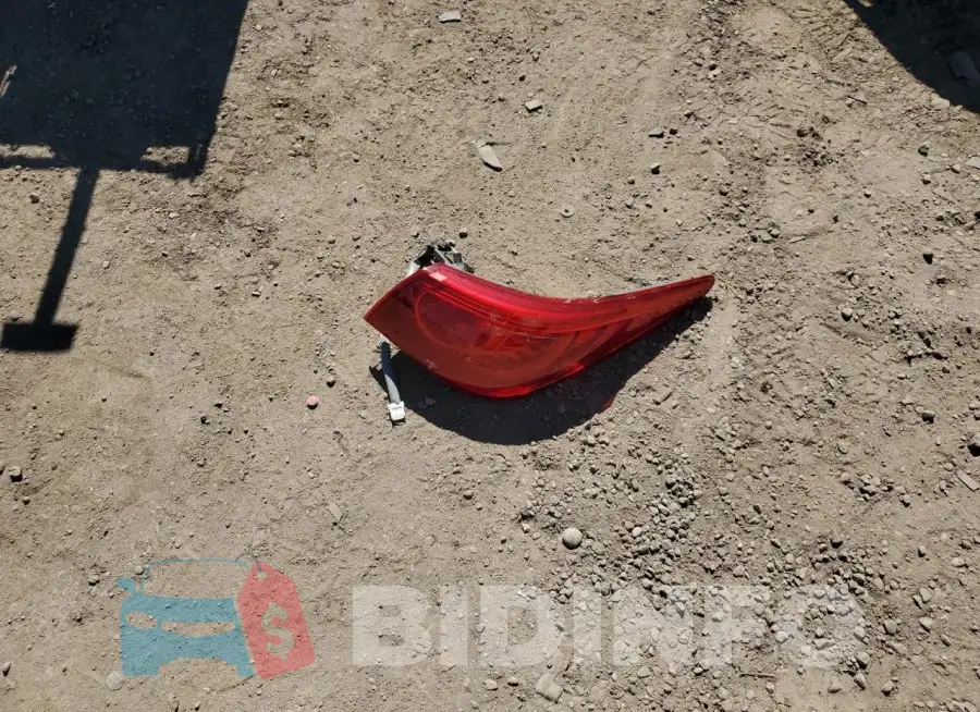 JN1BV7AR6FM399372 Photo# 12