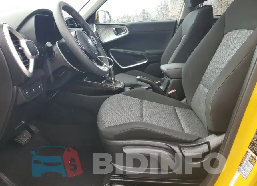 KNDJ23AU9L7118786 Photo# 7