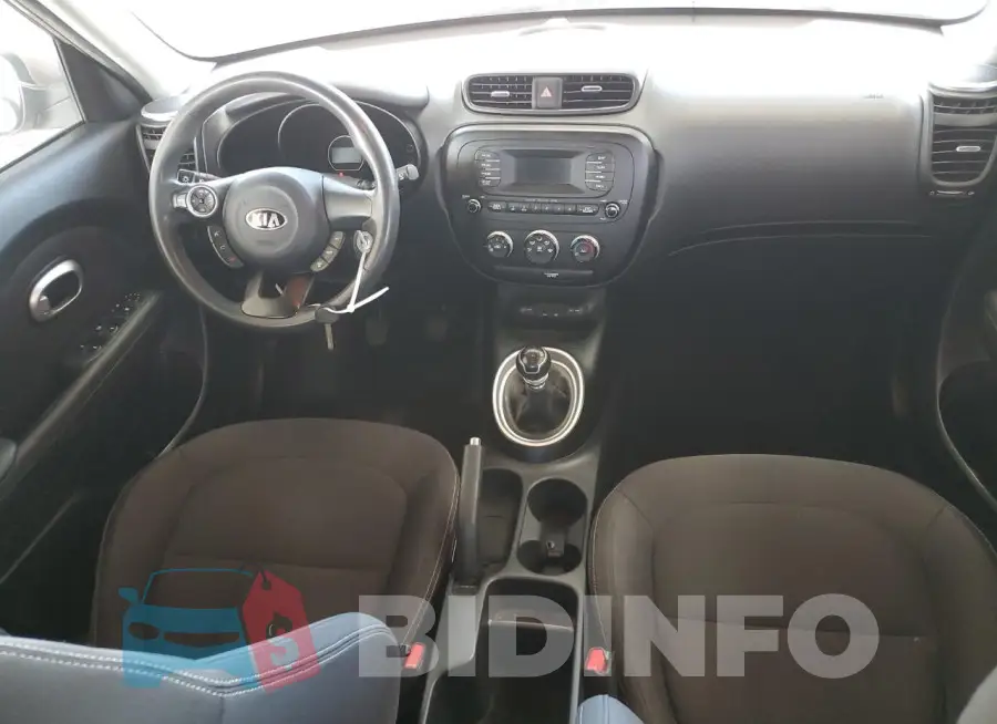 KNDJN2A2XF7115142 Photo# 8