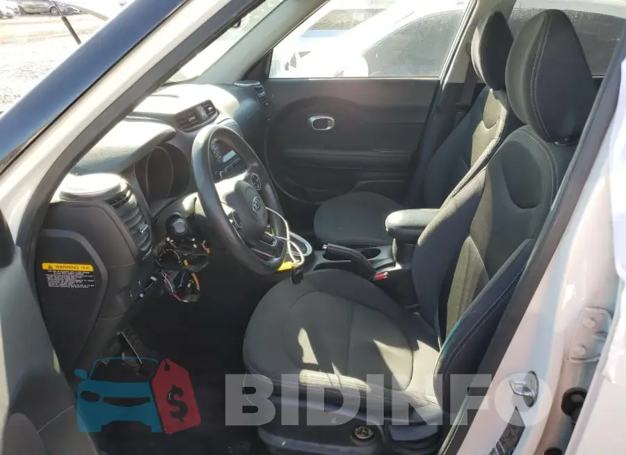 KNDJN2A2XF7120180 Photo# 7