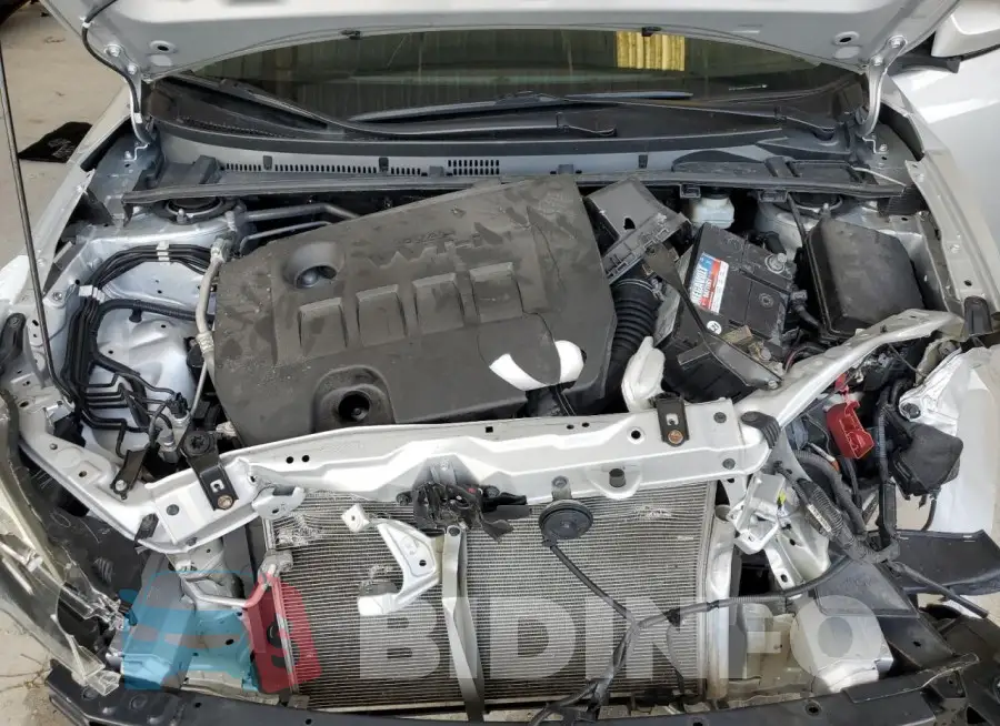 2T1BURHE4KC212085 Photo# 11