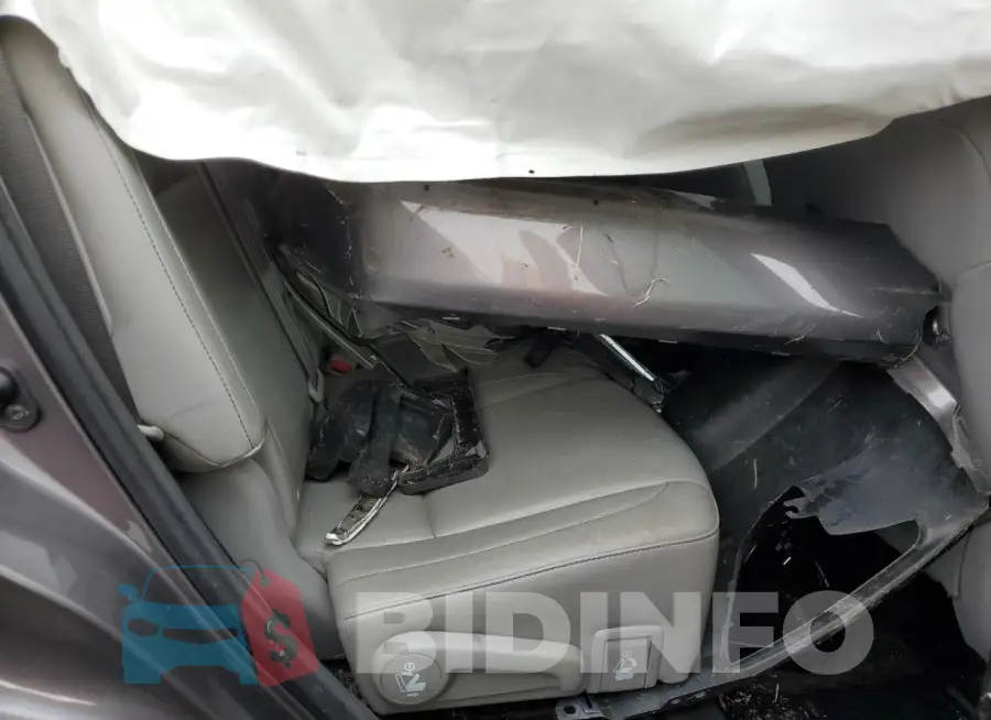 5TDJKRFH4GS250803 Photo# 11