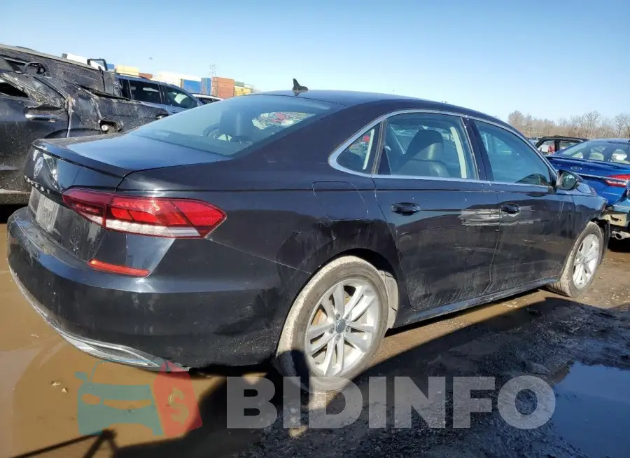 1VWSA7A37LC015117 Photo# 3