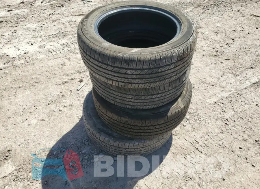 3VV2B7AX3MM152530 Photo# 13