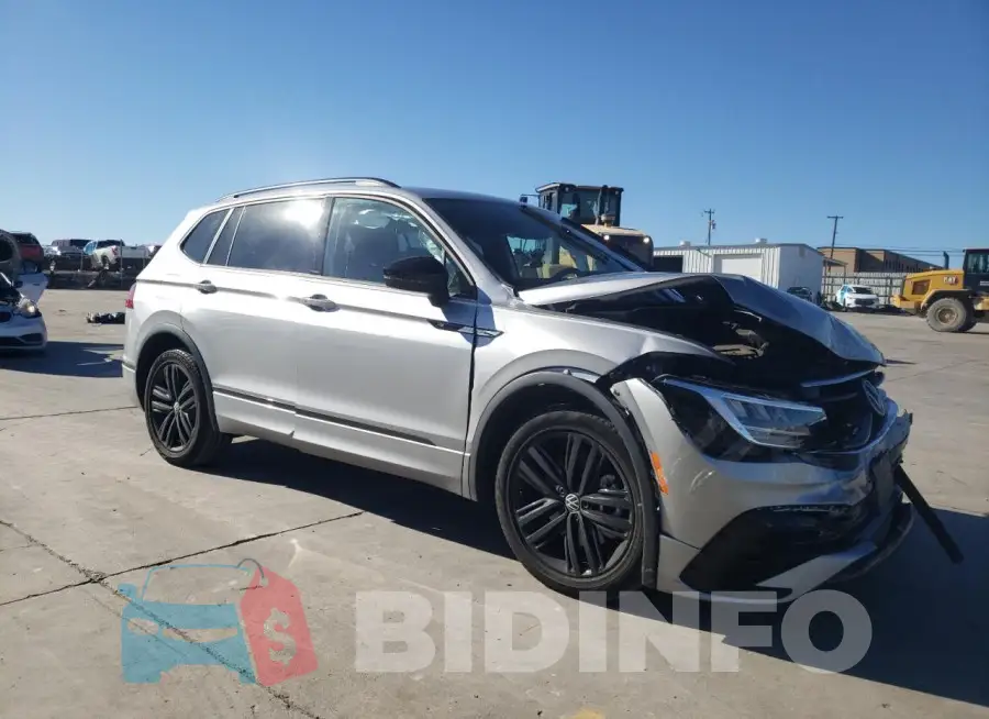 3VVCB7AX8NM155073 Photo# 4