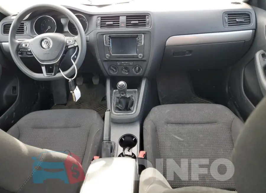 3VW167AJ6HM313577 Photo# 8