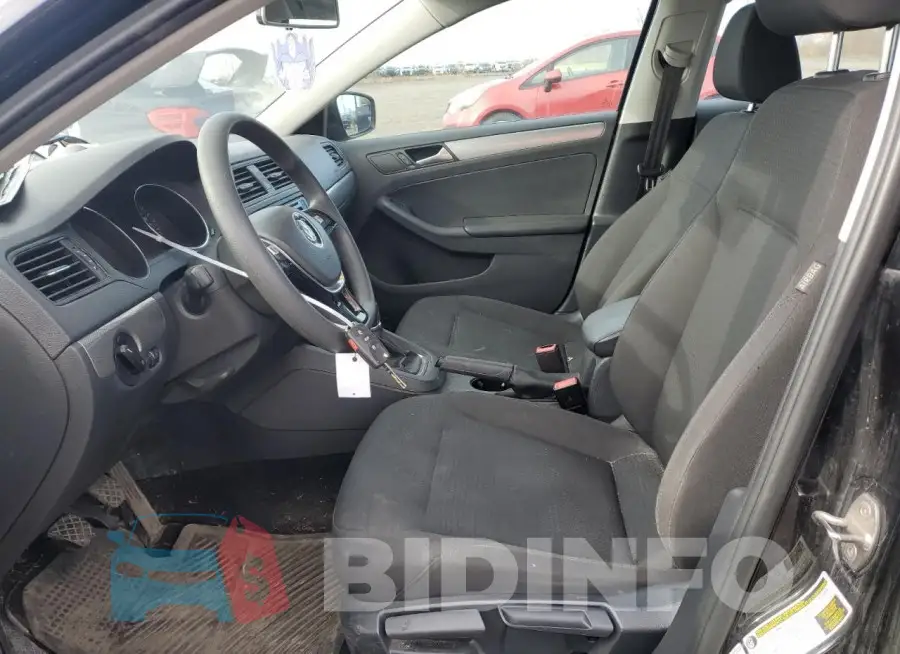 3VW167AJ6HM313577 Photo# 7