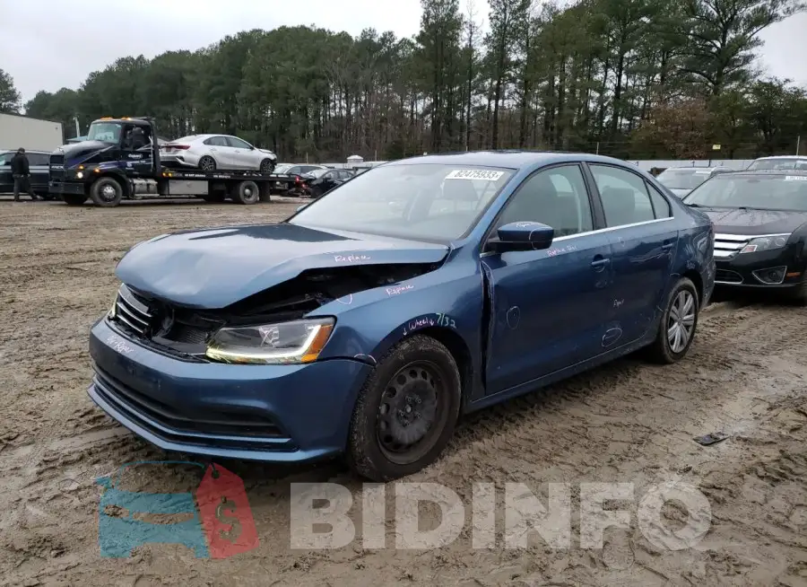 3VW2B7AJ5HM394927 Photo# 1