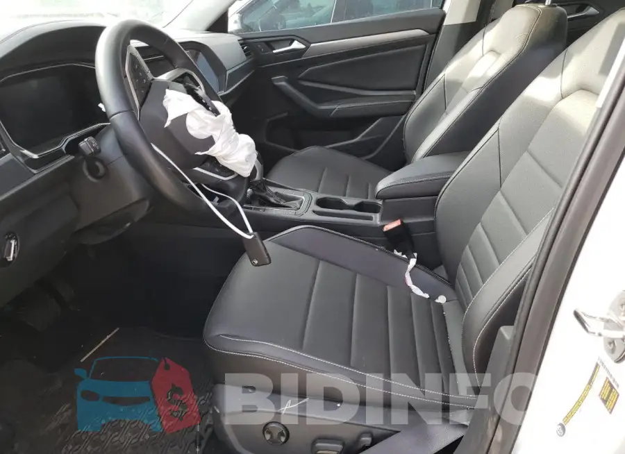 3VW7M7BU2NM024023 Photo# 7