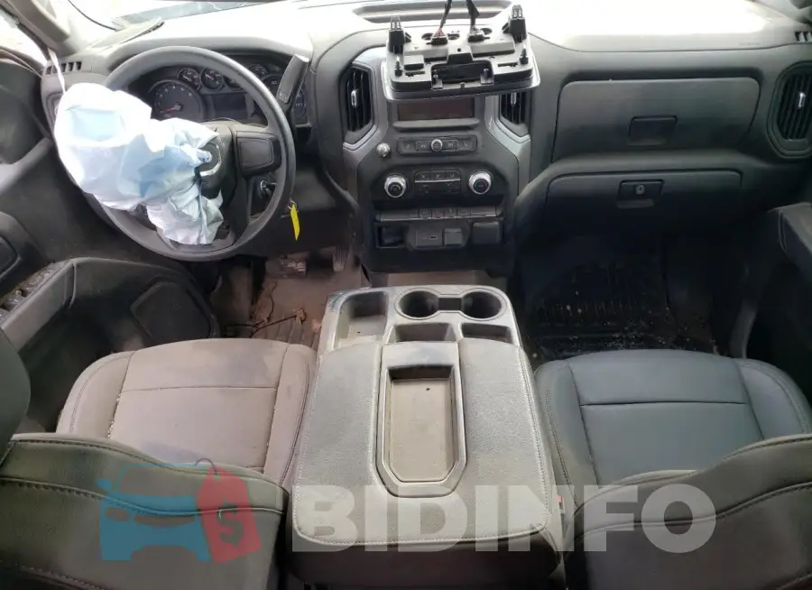 1GT29LE7XNF271027 Photo# 8