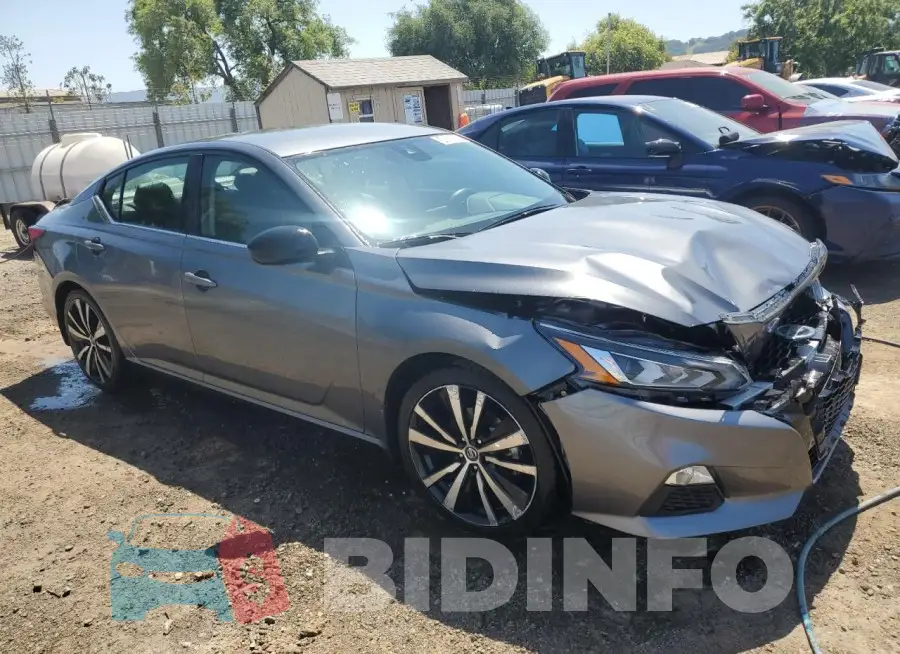1N4BL4CV2NN339034 Photo# 4