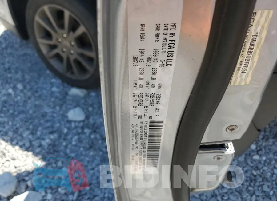 1C4NJCBB2GD777334 Photo# 13