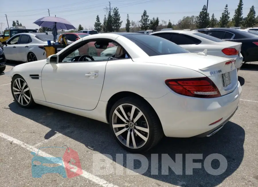WDDPK3JA5HF139427 Photo# 2