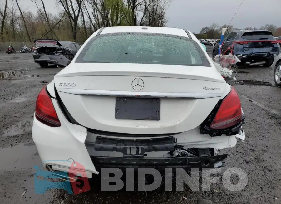 WDDWF8EB8LR561165 Photo# 6