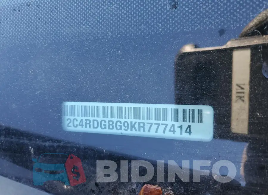 2C4RDGBG9KR777414 Photo# 13