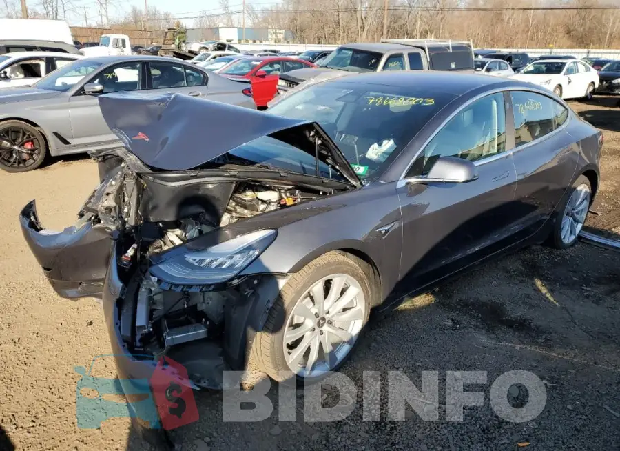 5YJ3E1EB7JF114157 Photo# 1