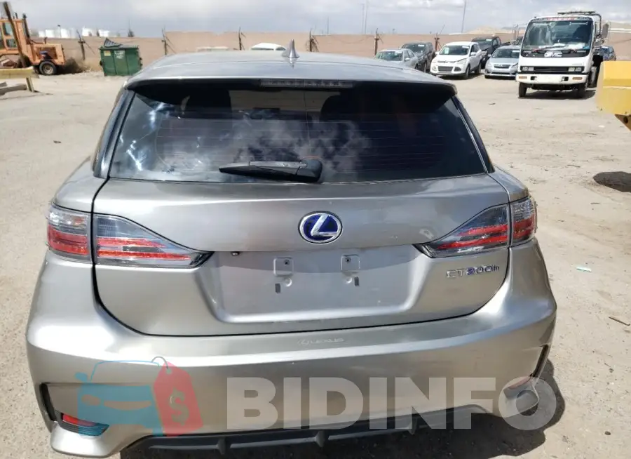 JTHKD5BHXH2287584 Photo# 6