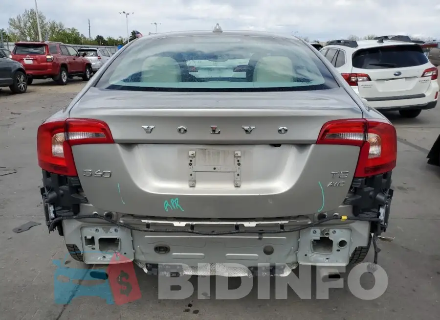 YV1612TK3F1337842 Photo# 6