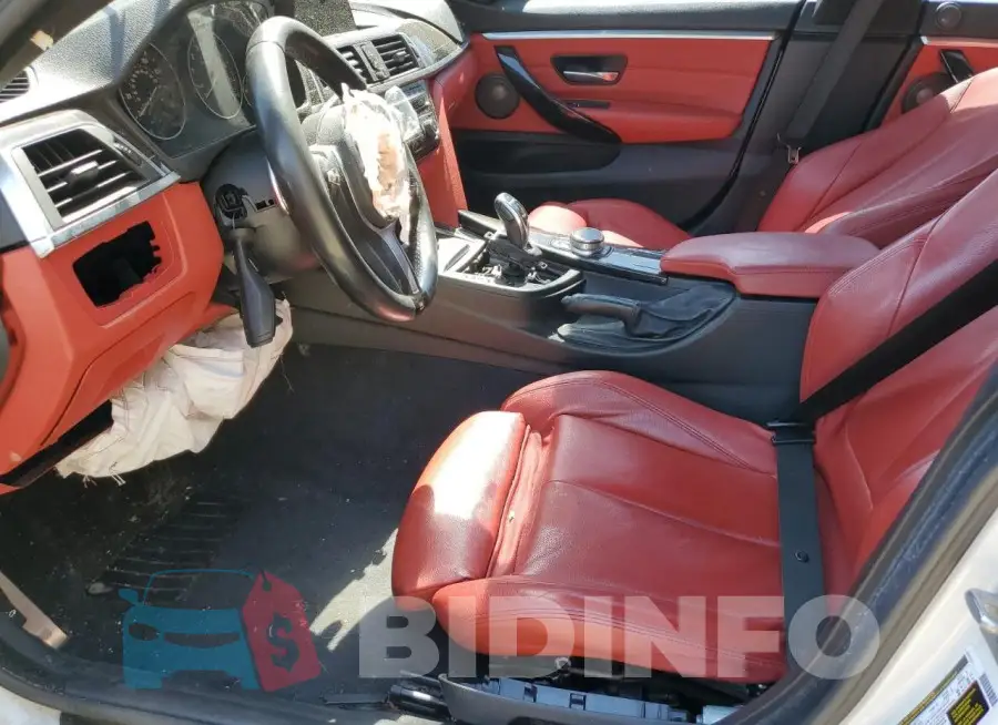 WBA4J3C58JBB97349 Photo# 7