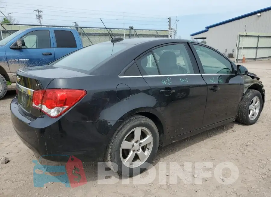 1G1PE5SBXG7164040 Photo# 3
