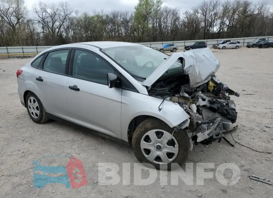 1FADP3E20GL235750 Photo# 4
