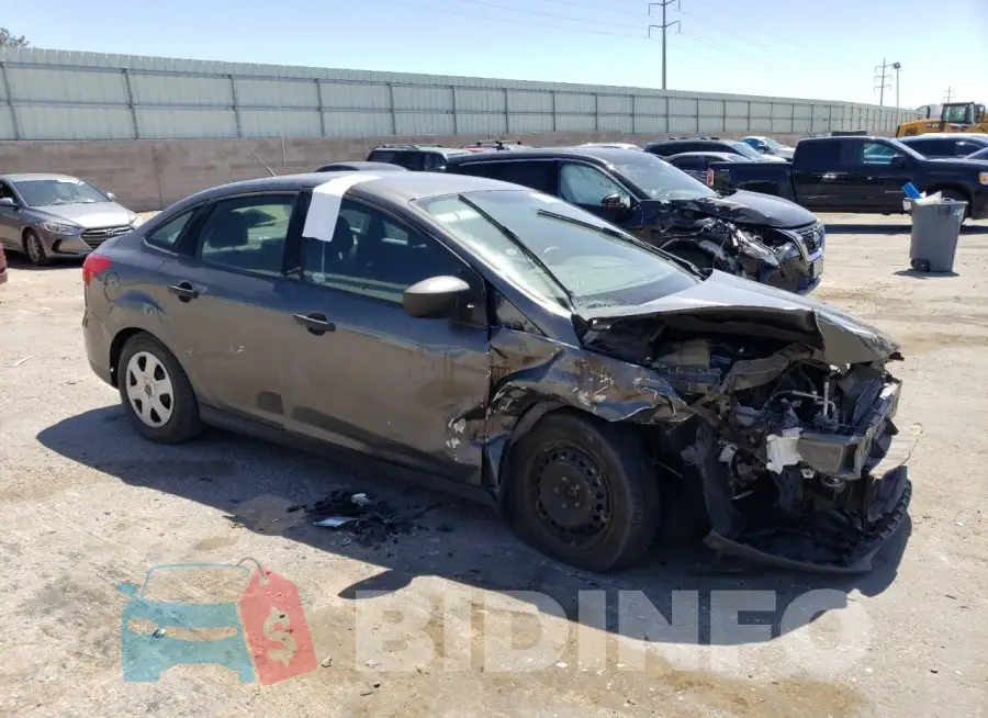 1FADP3E25GL387961 Photo# 4