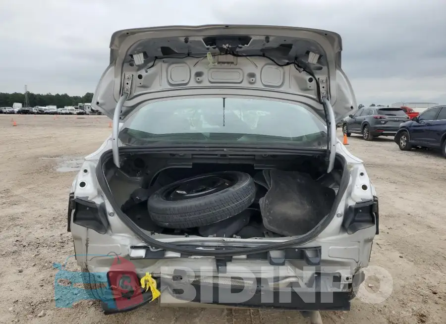1FADP3F20JL242770 Photo# 6