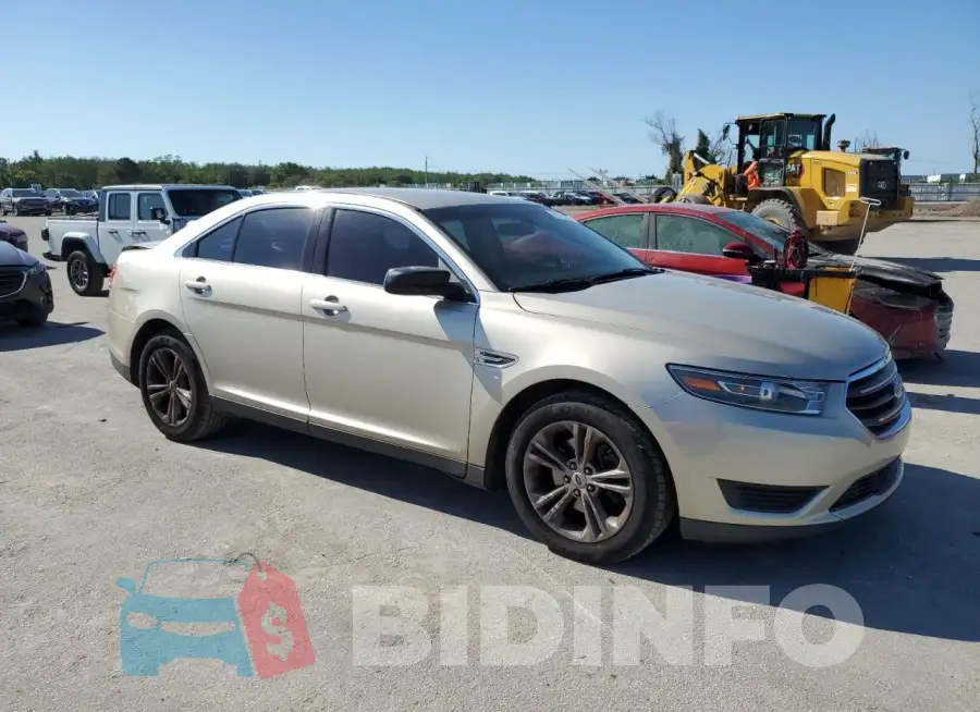 1FAHP2D83HG128557 Photo# 4