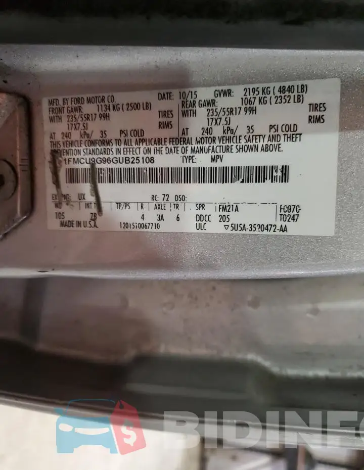 1FMCU9G96GUB25108 Photo# 13