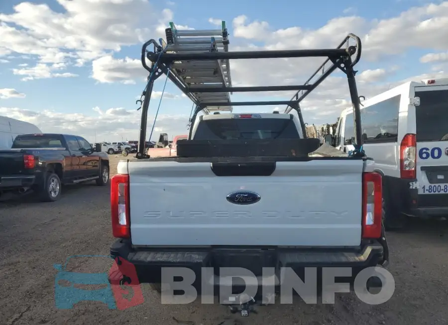 1FT7X2AA7PEC41676 Photo# 6