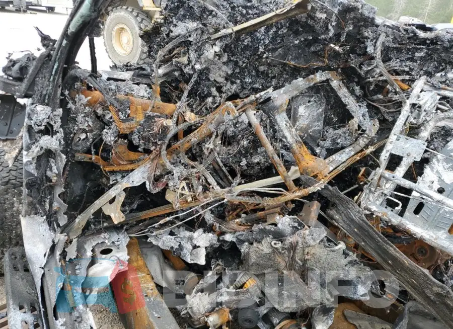 1FTFW1RG5KFA61603 Photo# 8