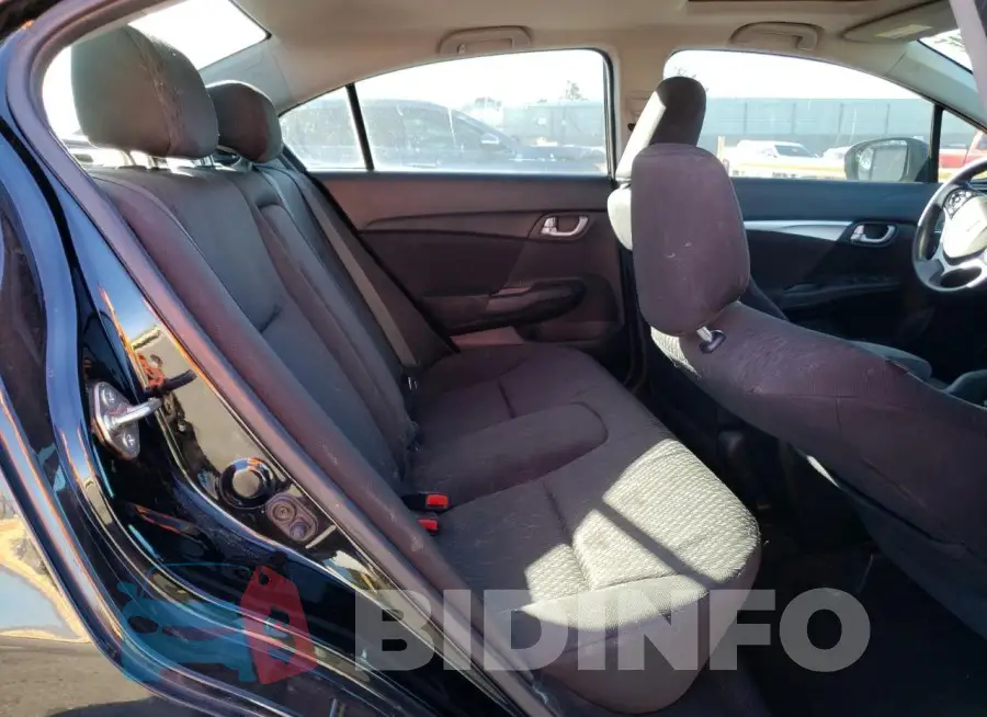 19XFB2F83FE004881 Photo# 10
