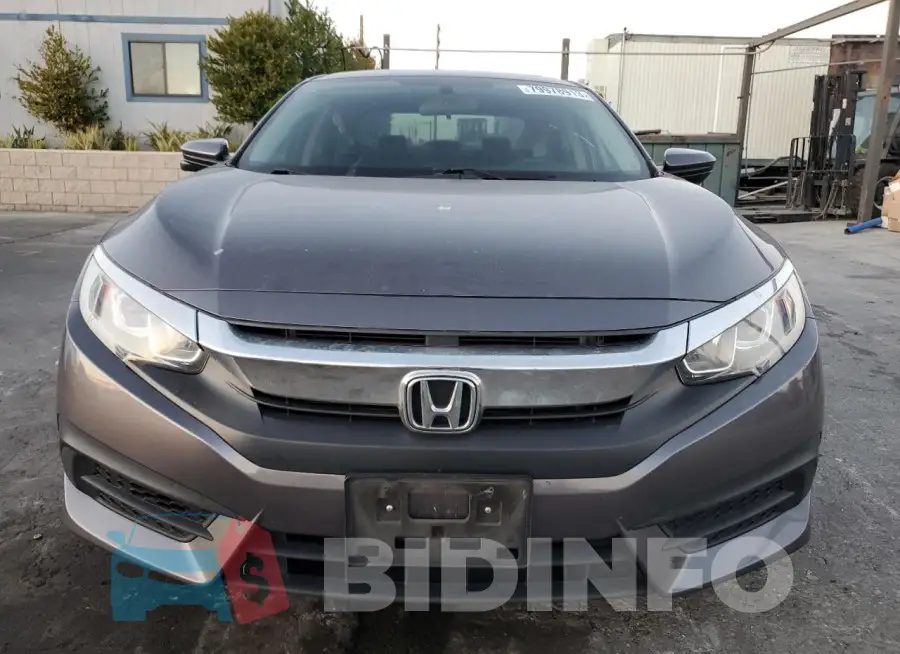 19XFC2F73HE211312 Photo# 5